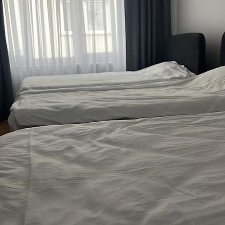 Pristina Kosovo Inn Esterno foto